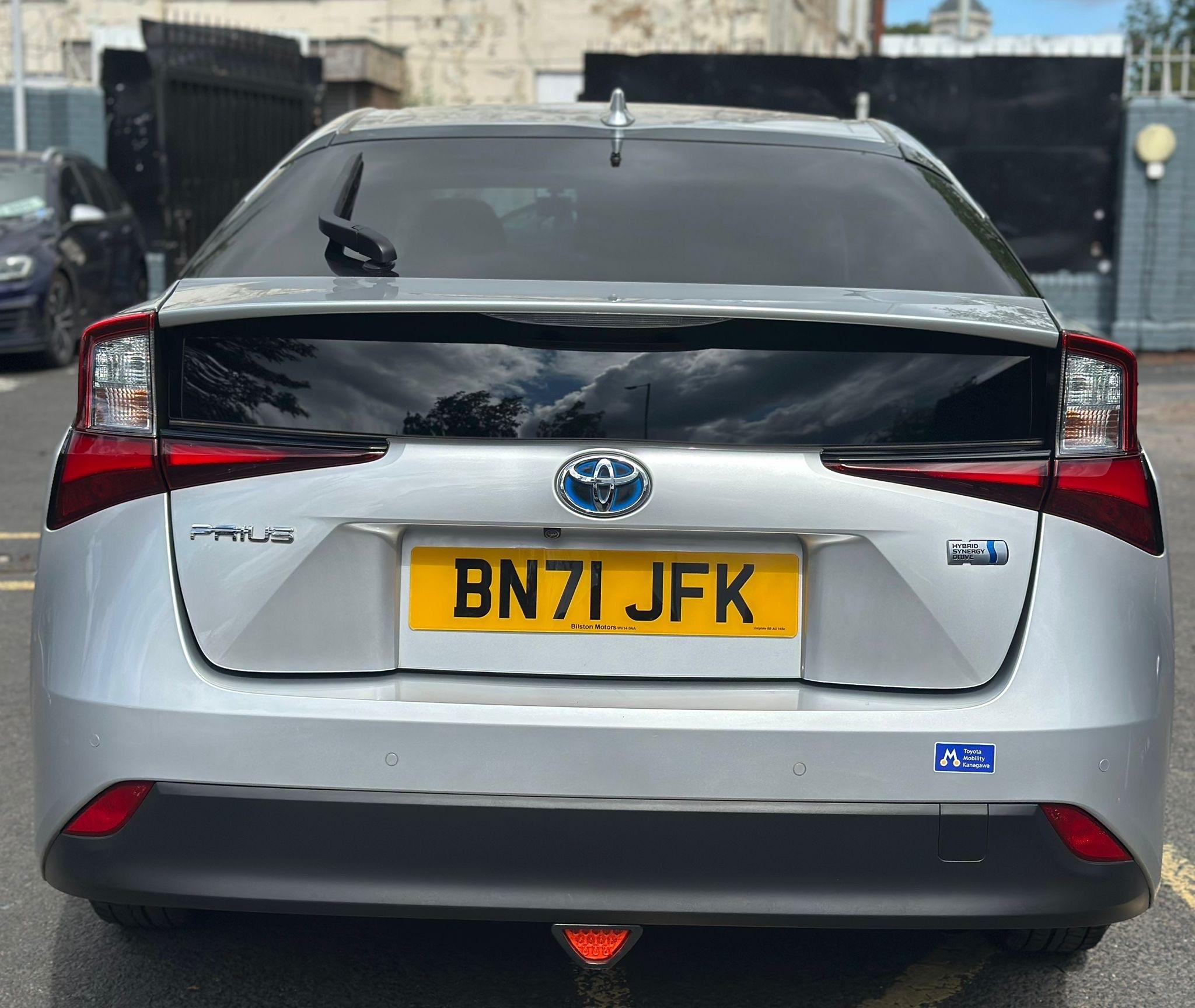 Toyota Prius - 1.8 VVT-h Business Edition CVT Euro 6 (s/s) 5dr - Hatchback (2019 - 2022) Image
